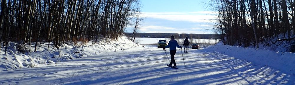 2022-01-15 Returning to Vehicles on RR204 with a view of Hastings Lake looking south (FPotter)
